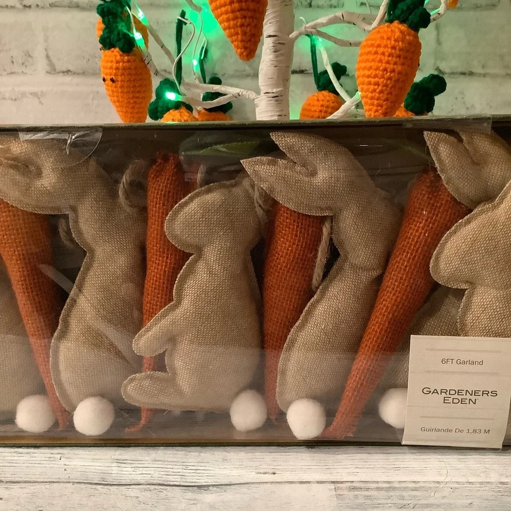 Gardeners Eden 6Ft Bunny and Carrot Easter Garland
